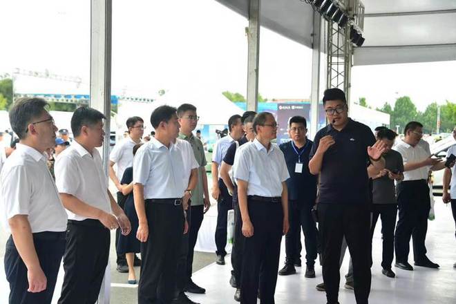 2024山东新能源汽车百场下乡活动滨州邹平站开幕(图5)