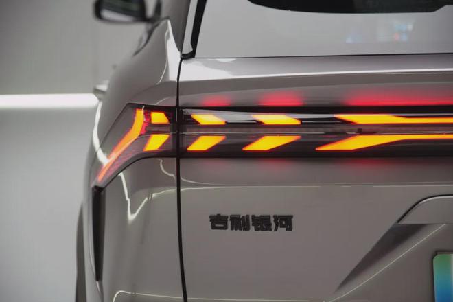 2024年车市降价规模达227款；吉利银河挑战年销百万辆