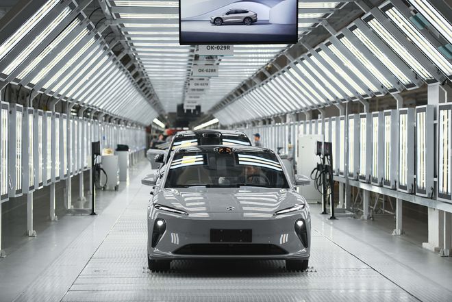 外媒：2025年中国新能源车销量有望首超油车