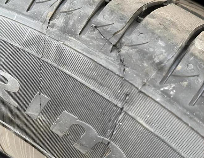 再发酵诈补公司承包多家高速维修站新胎直接被换下网友炸锅(图5)