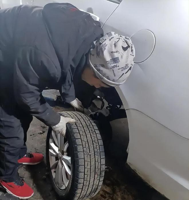 再发酵诈补公司承包多家高速维修站新胎直接被换下网友炸锅(图14)
