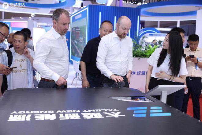 固态实力“添彩”锂电科技太蓝新能源亮相CIBF2024展会(图4)
