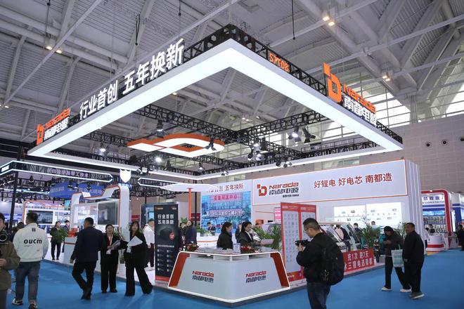 南都天津展闪耀启幕 大容量锂电开启绿色出行新时代