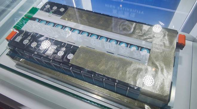 珠海航展：军用三电技术之固态动力电池(图6)