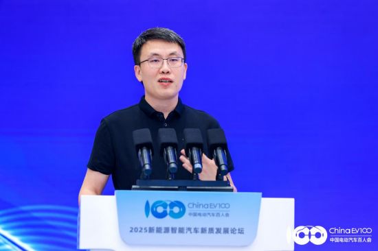 解码产业升级与生态重构2025新能源智能汽车新质发展论坛成功召开！(图14)