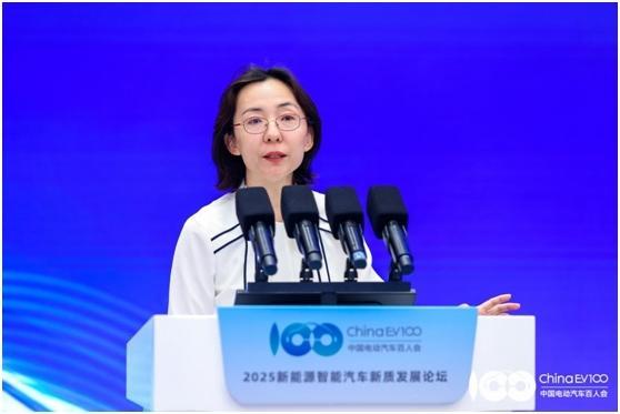 解码产业升级与生态重构2025新能源智能汽车新质发展论坛成功召开(图5)