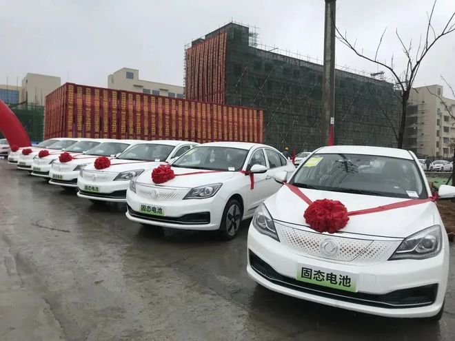 固态电池“凶猛”：续航破1000公里成本是液态电池5-10倍(图2)