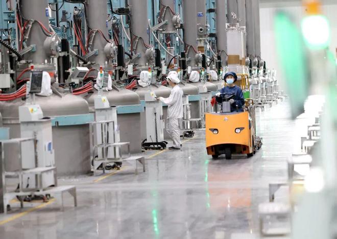 协鑫造“极”(图8)