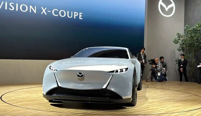 终于开窍了！多款日系新能源车首发：设计、科技都(图10)