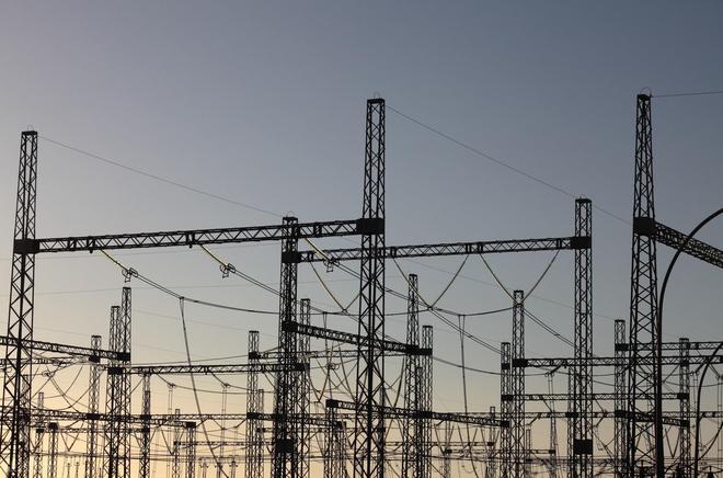 以色列掐断中东电网却带火了中国神器！深圳这帮搞电池的太牛了