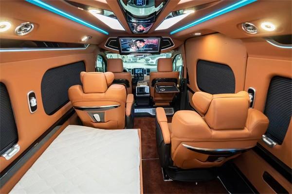 ‌2025款丰田海狮9座商务‌价格赠真皮座椅+全年洗车！(图8)